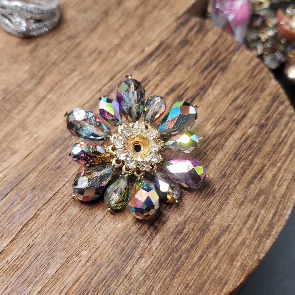 B828 watermelon aurora borealis‎ flower floral brooch 1960s vintage